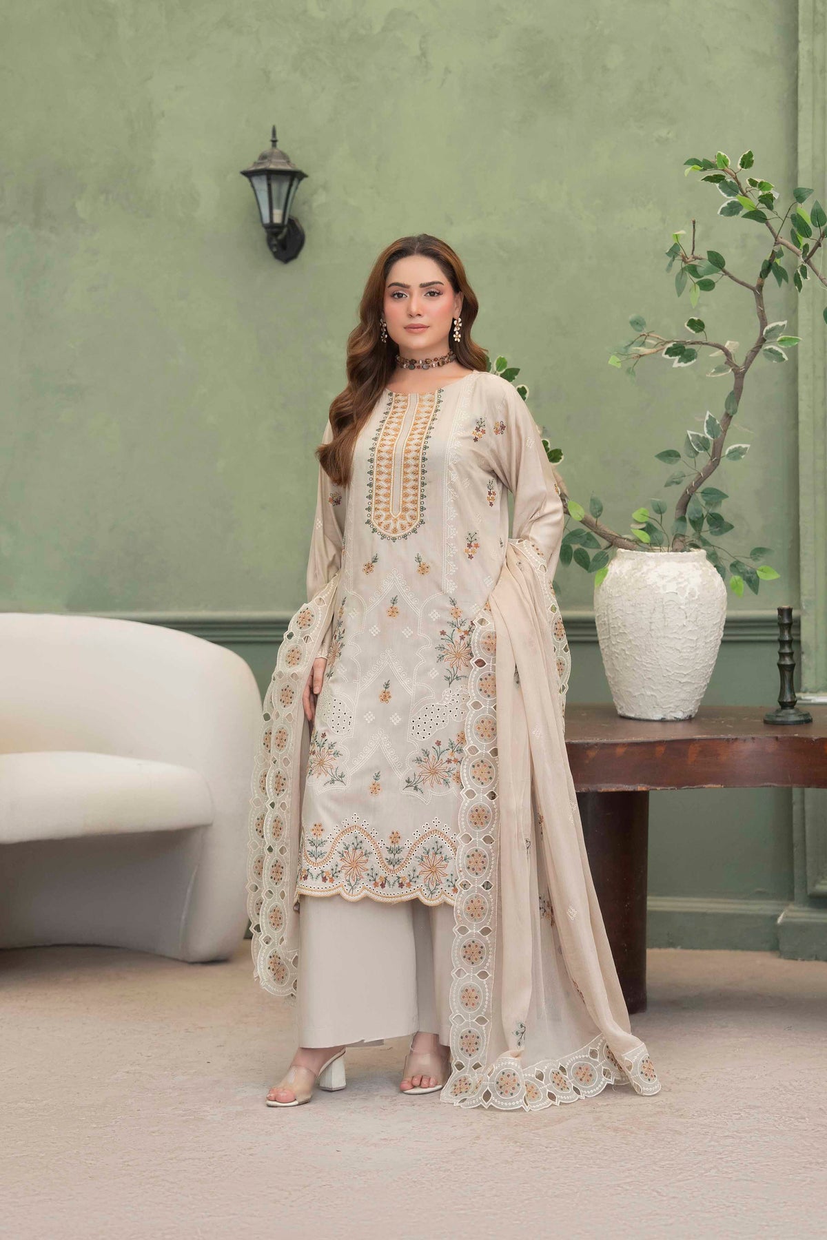 Beige Cream Embroidered Piece Suit with Crinkle Dupatta 3-Piece Suit