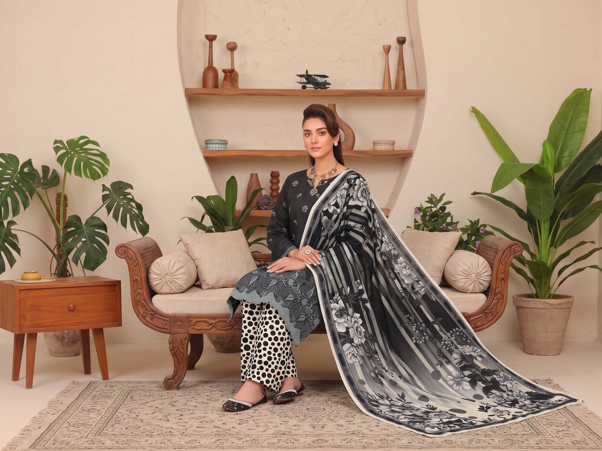Black Embroidered Printed Khaddar Chicken Kari 3-Piece Suit