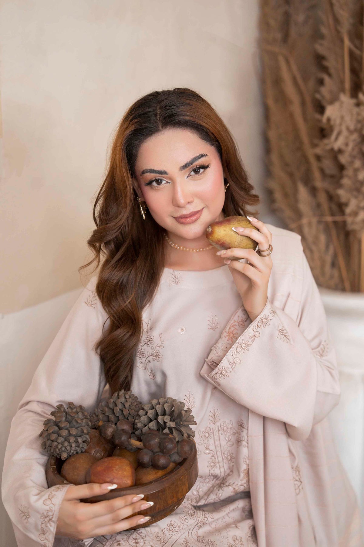 Blush Pink Luxury Dhanak Suit With Velvet Shawl 3-Piece Suit – Unstitched