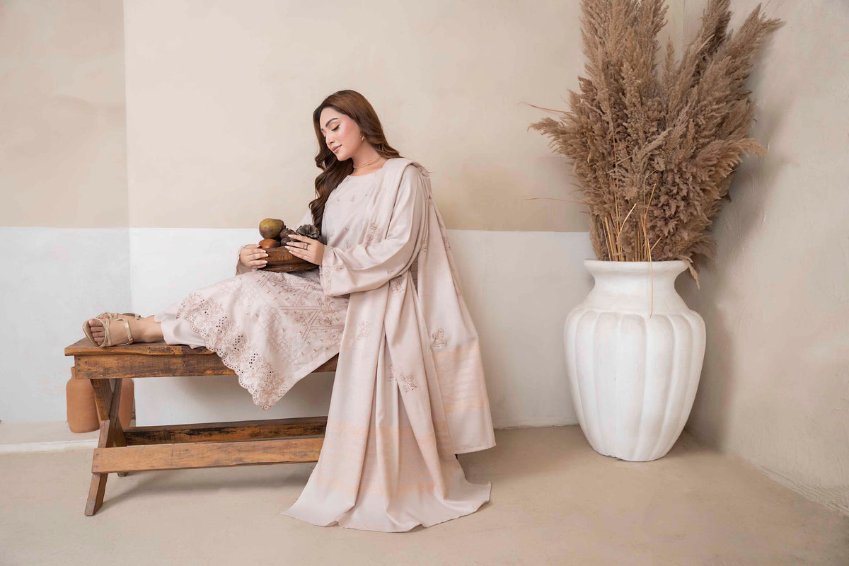 Blush Pink Luxury Dhanak Suit With Velvet Shawl 3-Piece Suit – Unstitched
