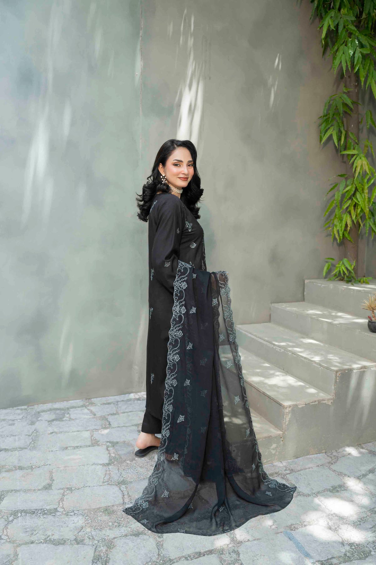 Charcoal Black Slub Viscose Suit With Crinkle Dupattal 3-Piece Suit – Unstitched