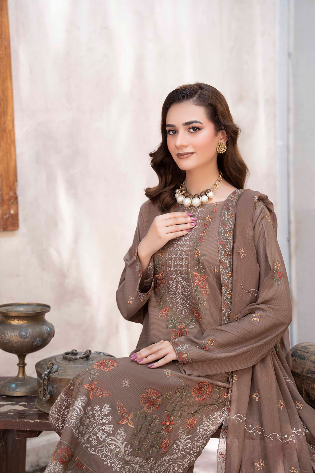 LUXURY BROWN EMBROIDERED SLUB ZARI VISCOSE SET