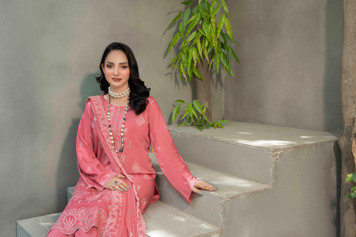 Coral Pink Slub Viscose Suit With Crinkle Dupattal 3-Piece Suit – Unstitched