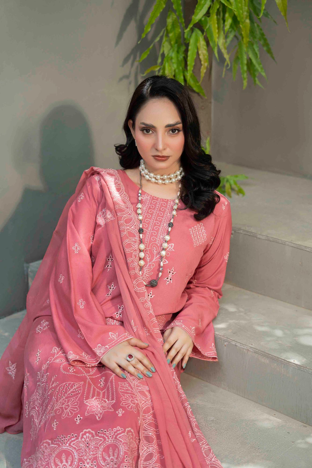 Coral Pink Slub Viscose Suit With Crinkle Dupattal 3-Piece Suit – Unstitched