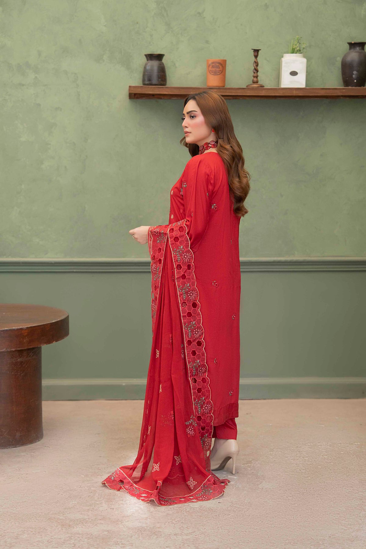 Crimson Red Embroidered Piece Suit with Crinkle Dupatta 3-Piece Suit