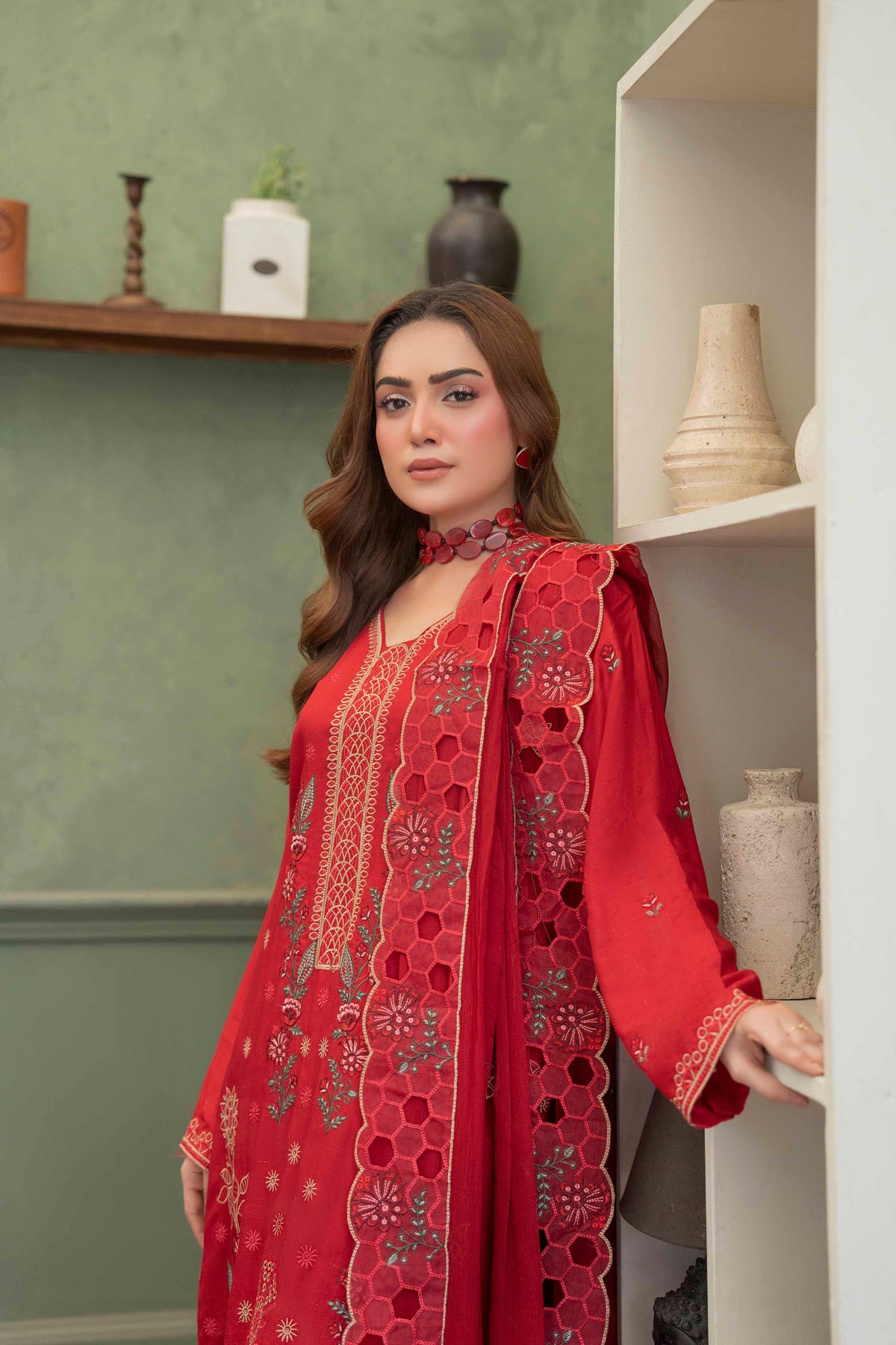 Crimson Red Embroidered Piece Suit with Crinkle Dupatta 3-Piece Suit
