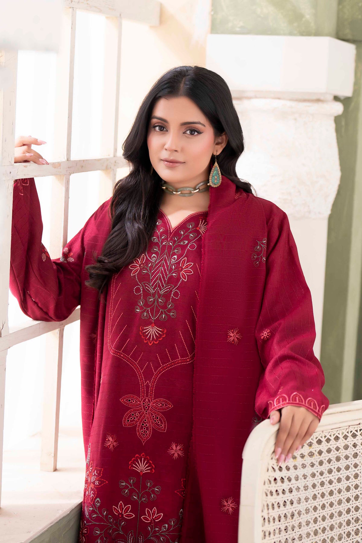 DARK RED LUXURY EMBROIDERED VELVET STRIPE CHAMKI SET