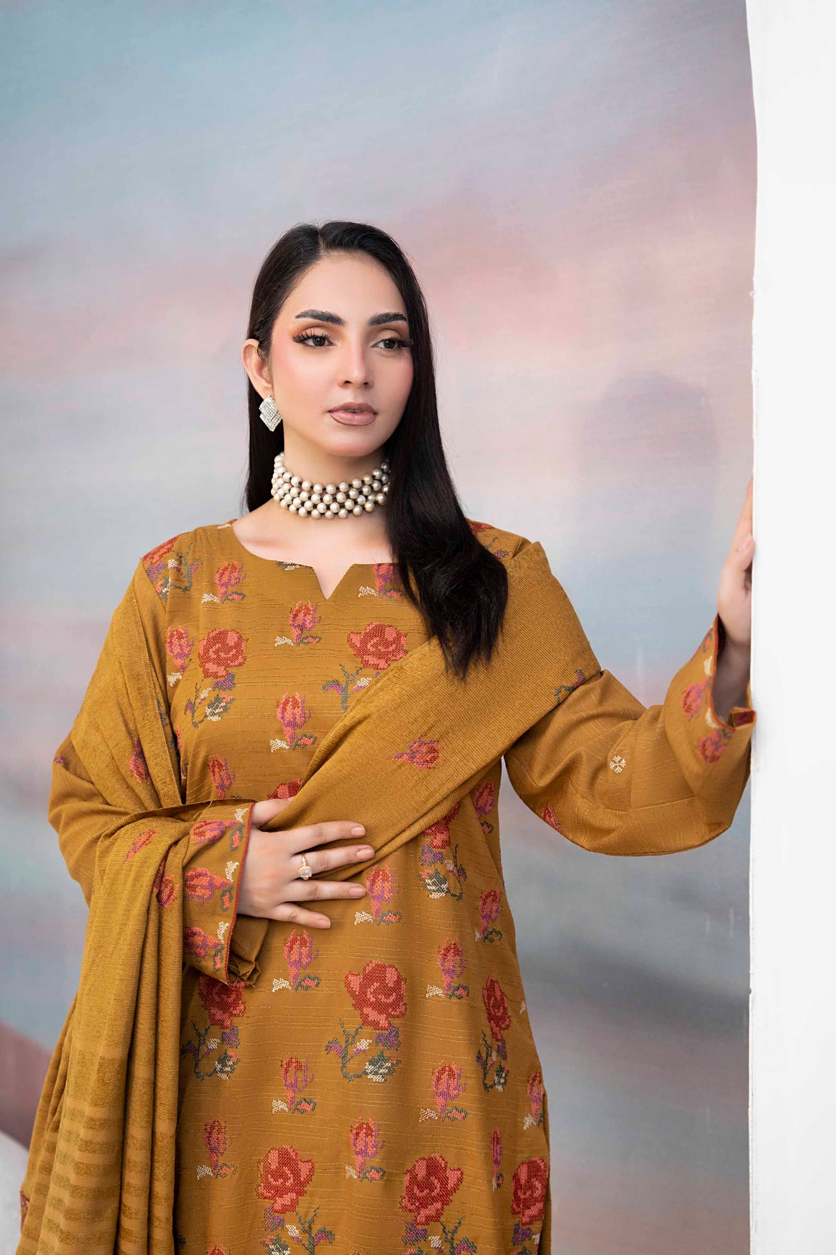 MUSTARD GOLD LUXURY EMBROIDERED VELVET CRYSTAL SET