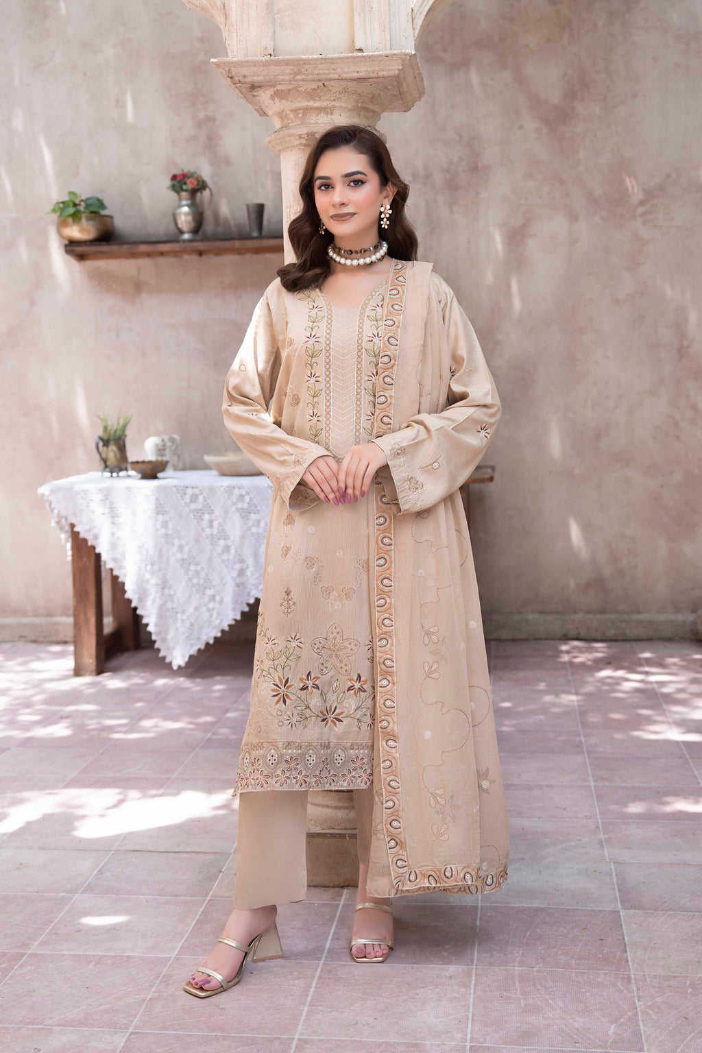 LUXURY BEIGE EMBROIDERED SLUB ZARI VISCOSE SET