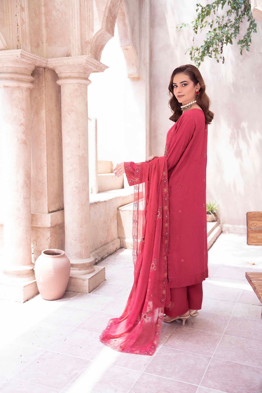 LUXURY ATISHI EMBROIDERED SLUB ZARI VISCOSE SET