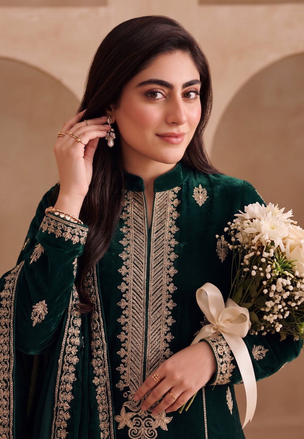 Emerald Green Embroidered Velvet 3-Piece Wedding Suit