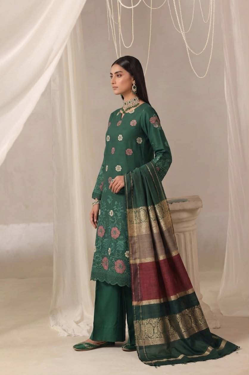 Emerald Green Unstitched Embroidered Lawn Suit 3-Piece