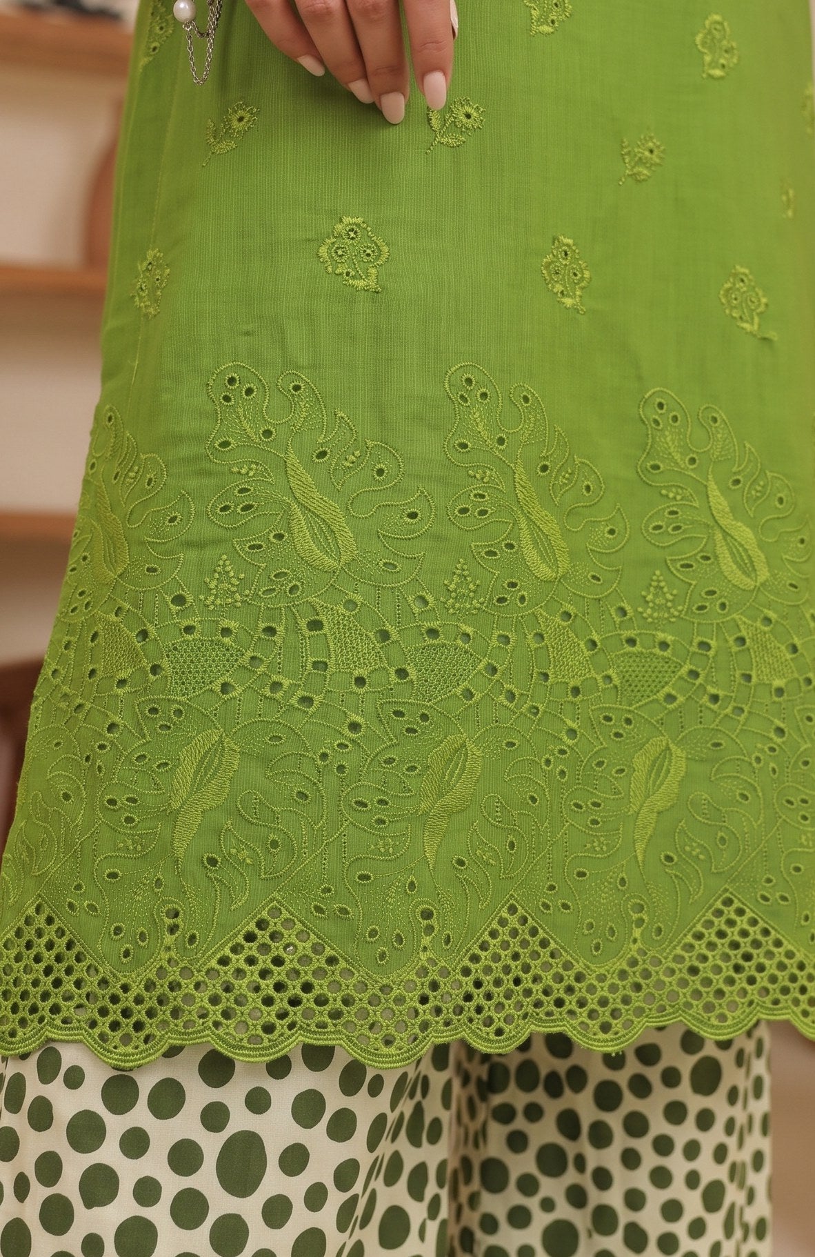 Green Embroidered Printed Khaddar Chicken Kari 3-Piece Suit
