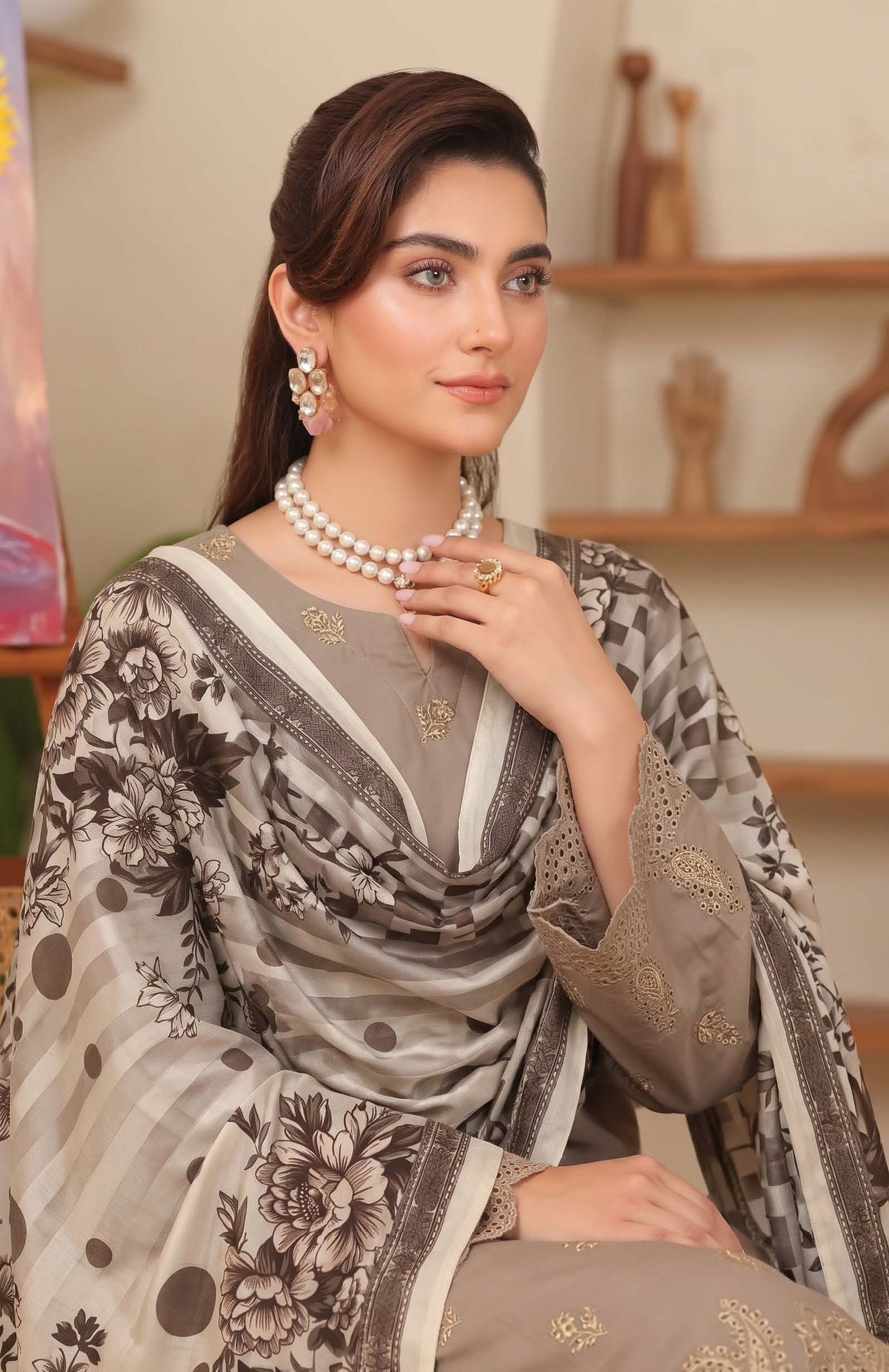 Grey Embroidered Printed Khaddar Chicken Kari 3-Piece Suit