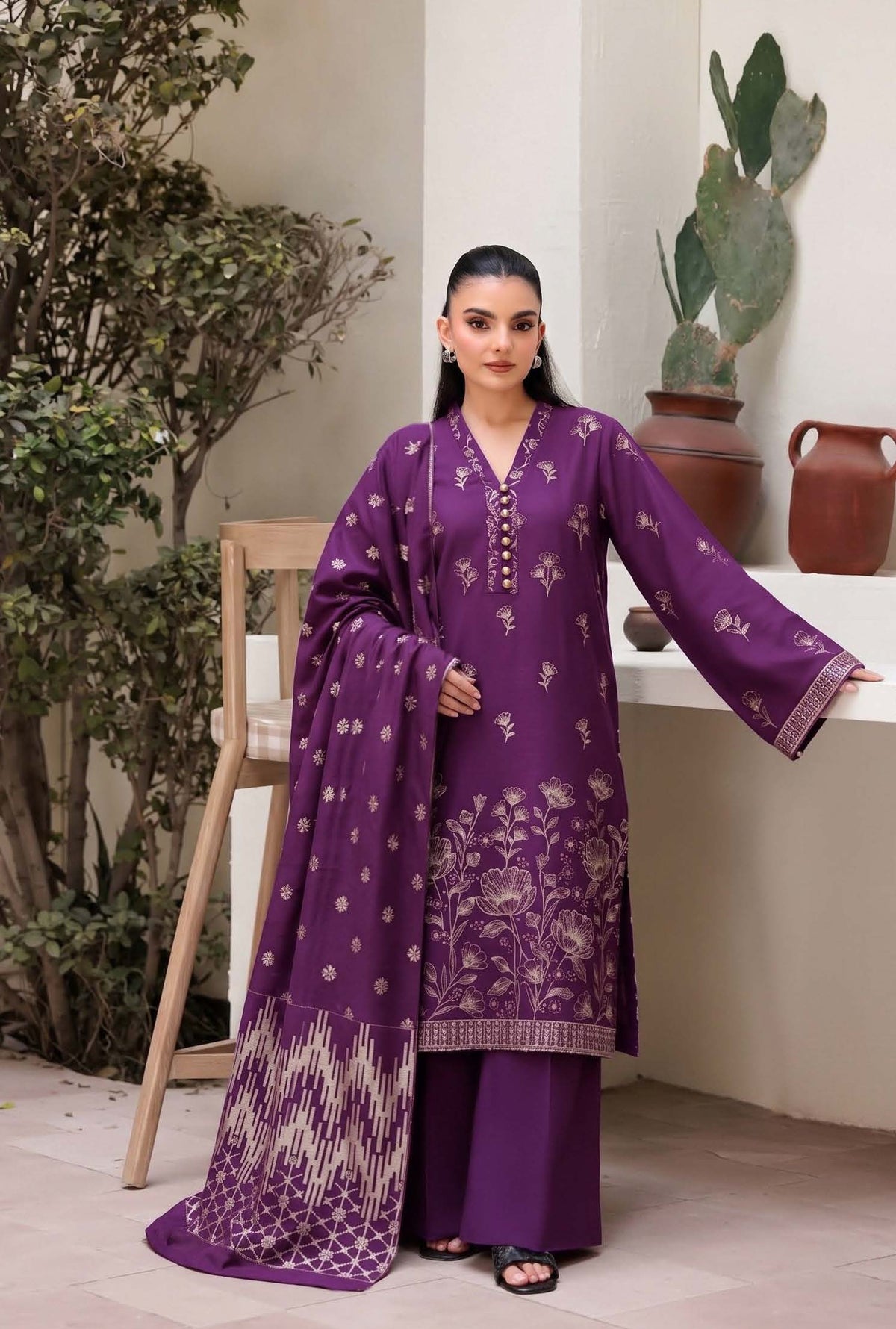 Plum Purple Embroidered Dhanak 3-Piece Suit