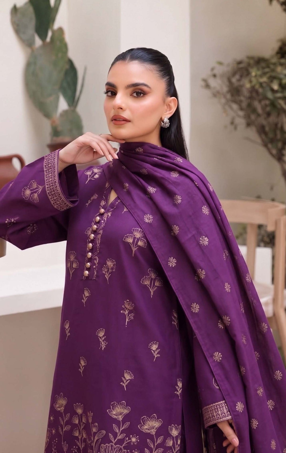 Plum Purple Embroidered Dhanak 3-Piece Suit
