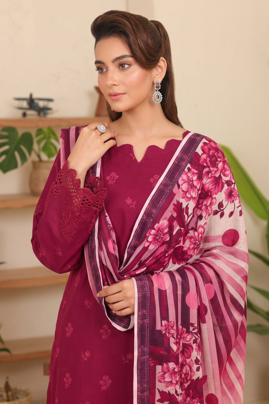 Magenta Embroidered Printed Khaddar Chicken Kari 3-Piece Suit