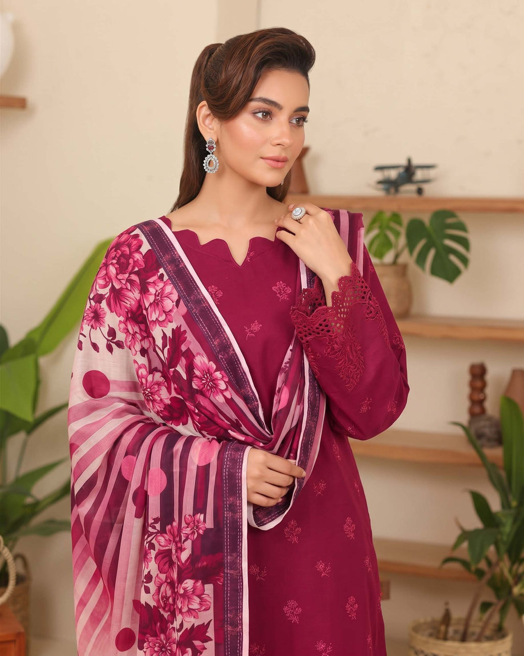 Magenta Embroidered Printed Khaddar Chicken Kari 3-Piece Suit