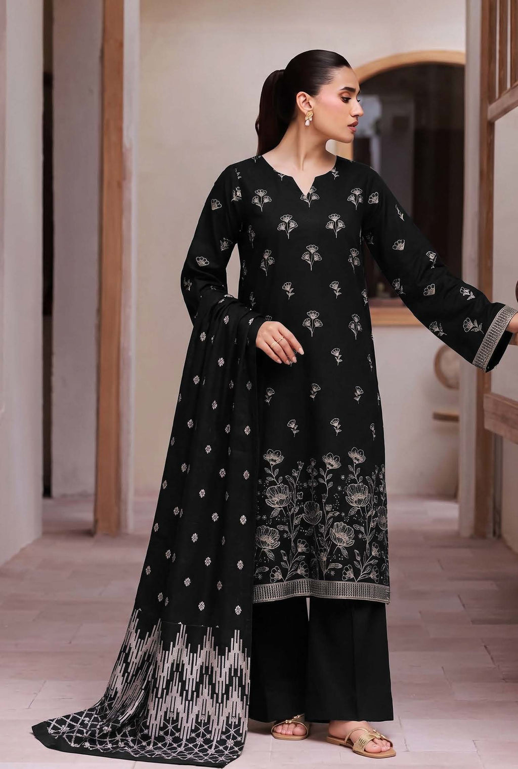 Jet Black Embroidered Dhanak 3-Piece Suit