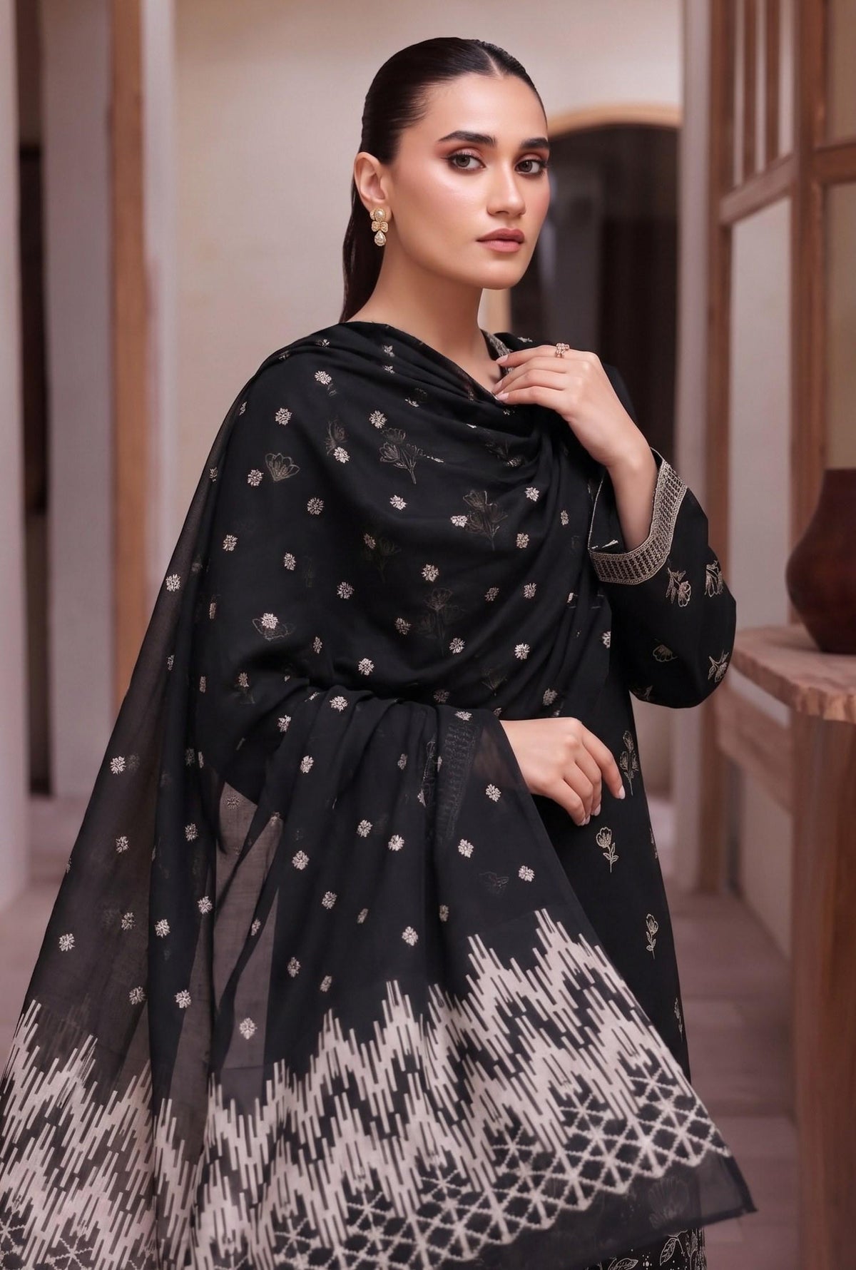 Jet Black Embroidered Dhanak 3-Piece Suit