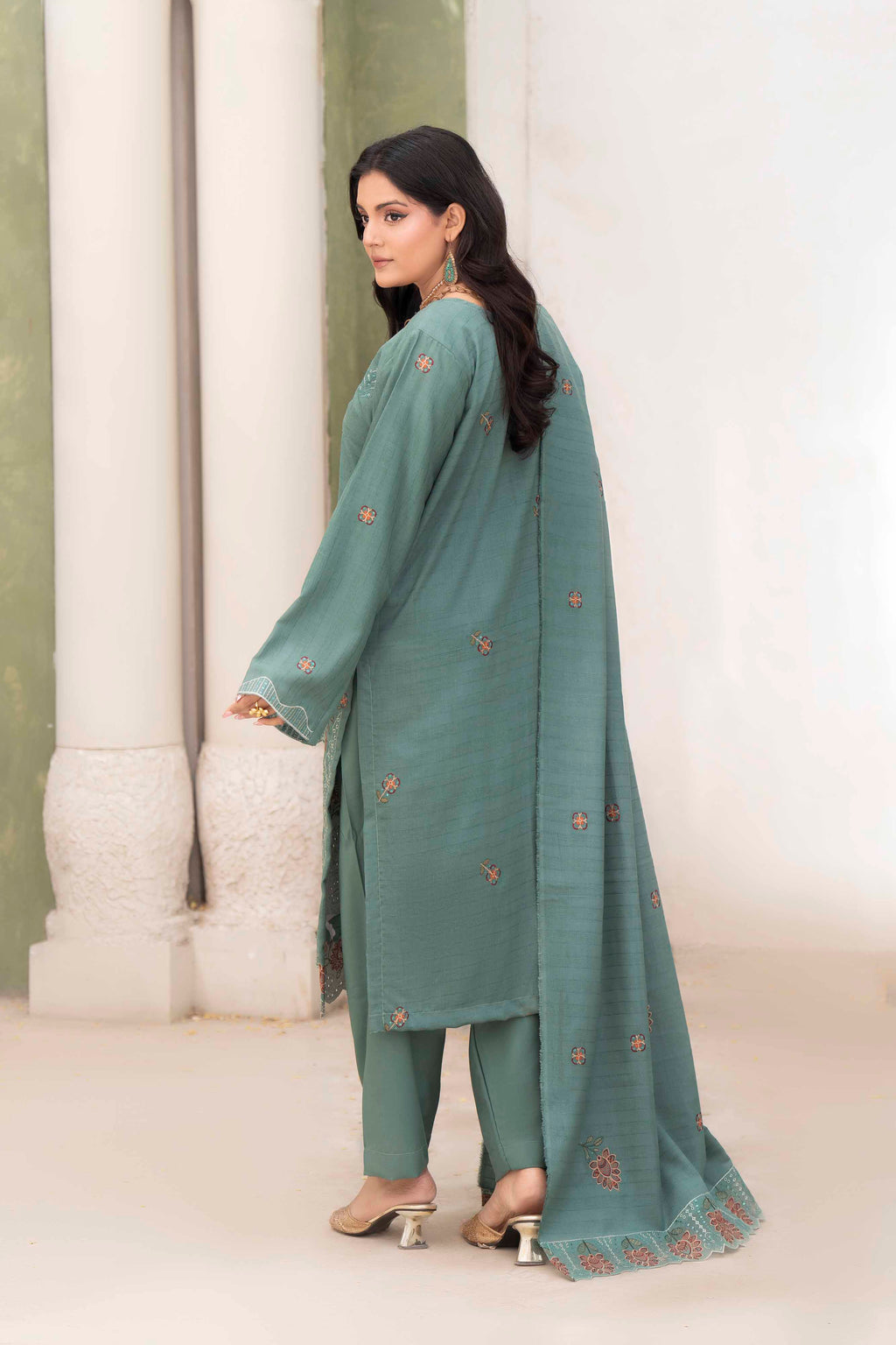 MINT GREEN LUXURY EMBROIDERED VELVET STRIPE CHAMKI SET