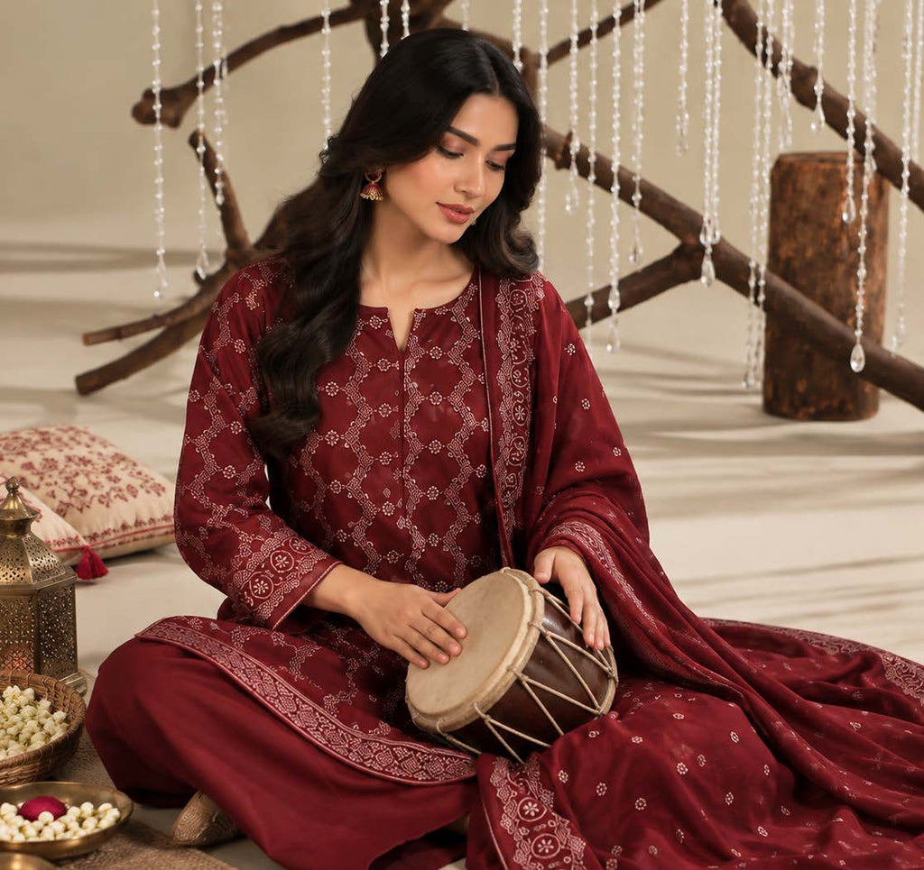 Maroon Embroidered Dhanak Chicken Kari 3-Piece Suit – Unstitched