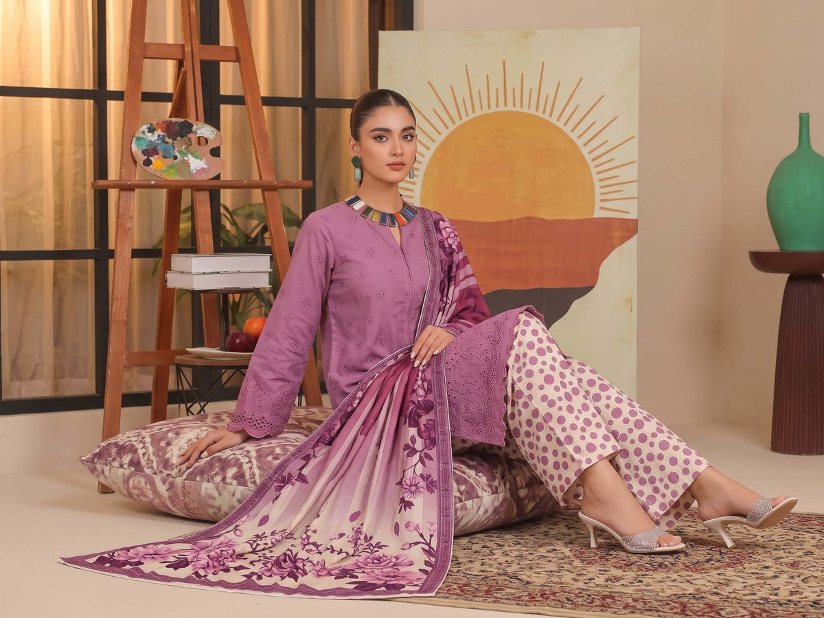Mauve Embroidered Printed Khaddar Chicken Kari 3-Piece Suit