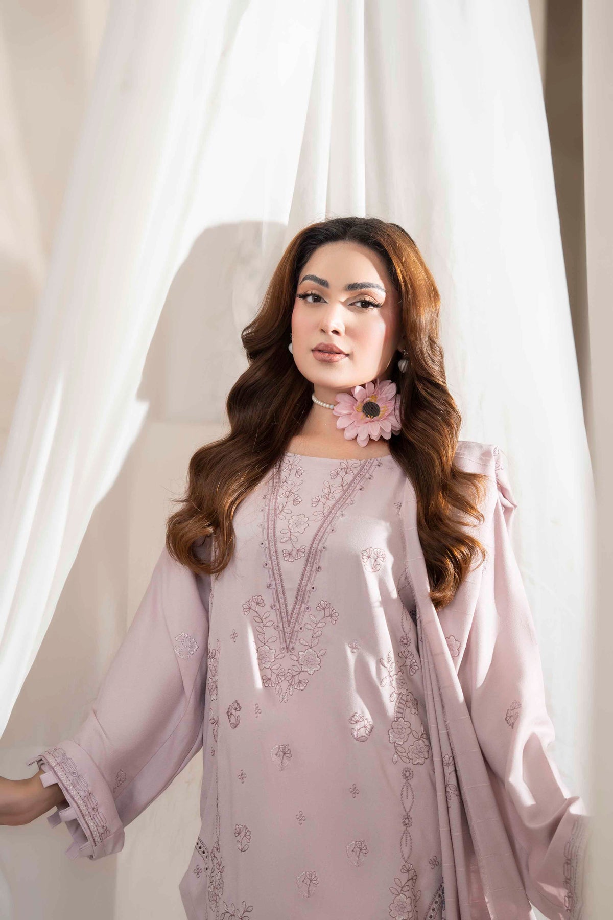 Mauve Pink Luxury Dhanak Suit With Velvet Shawl 3-Piece Suit – Unstitched