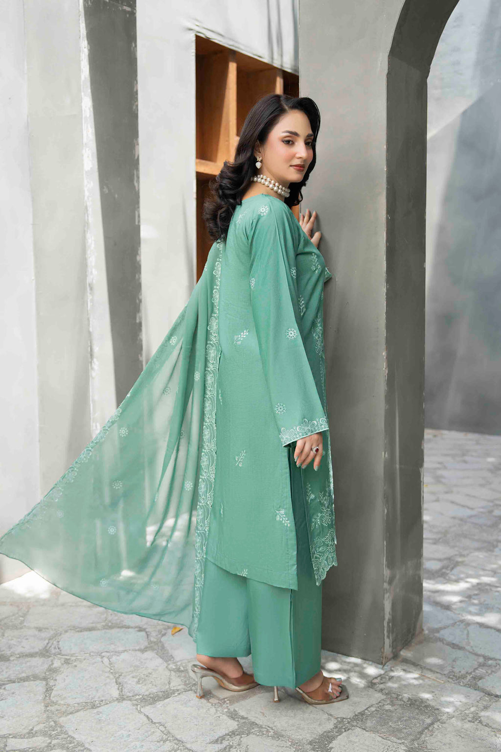 Mint Green Slub Viscose Suit With Crinkle Dupattal 3-Piece Suit – Unstitched