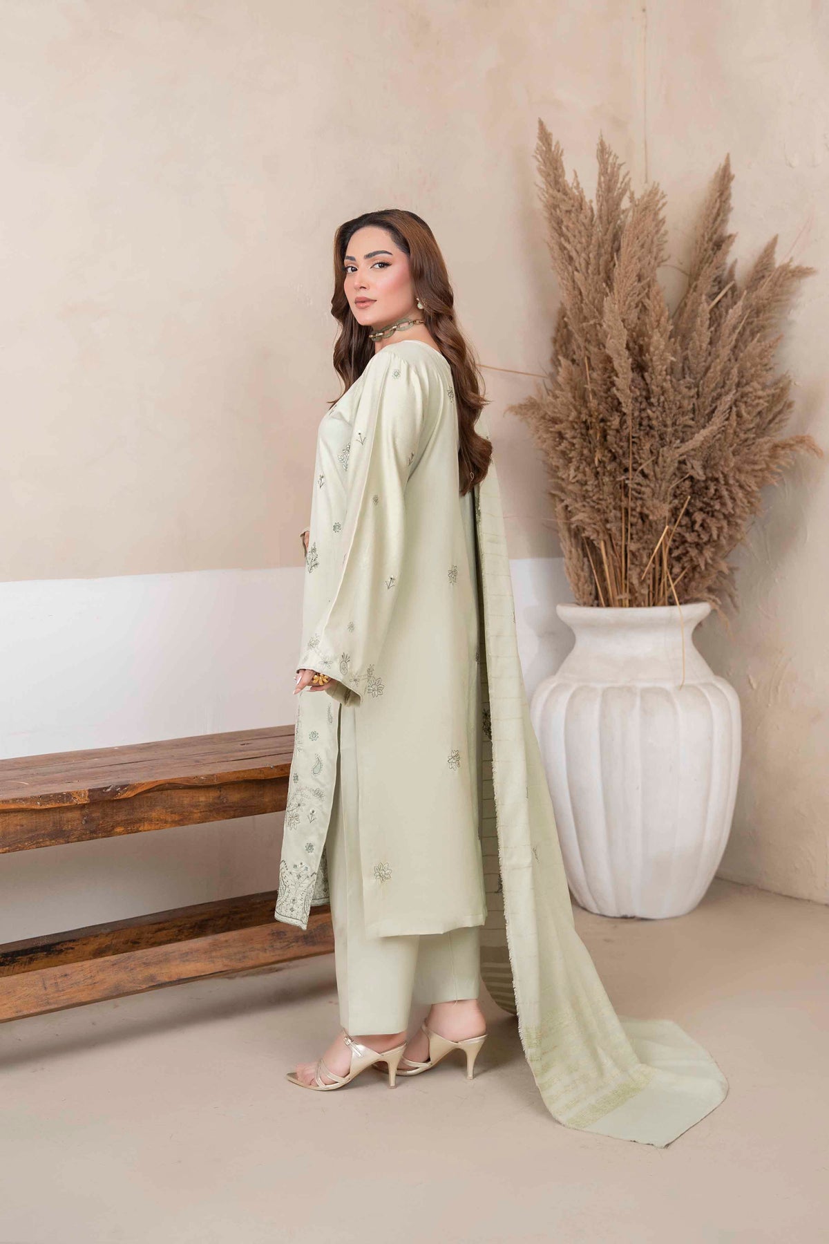Mint Green Luxury Dhanak Suit With Velvet Shawl 3-Piece Suit – Unstitched