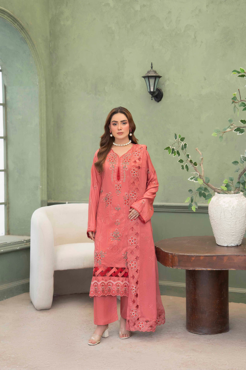 Peach Pink Embroidered Piece Suit with Crinkle Dupatta 3-Piece Suit
