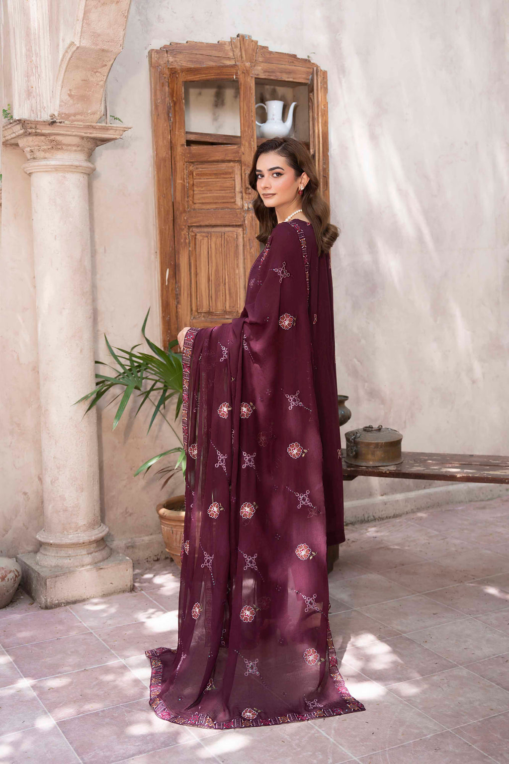LUXURY PLUM EMBROIDERED SLUB ZARI VISCOSE SET
