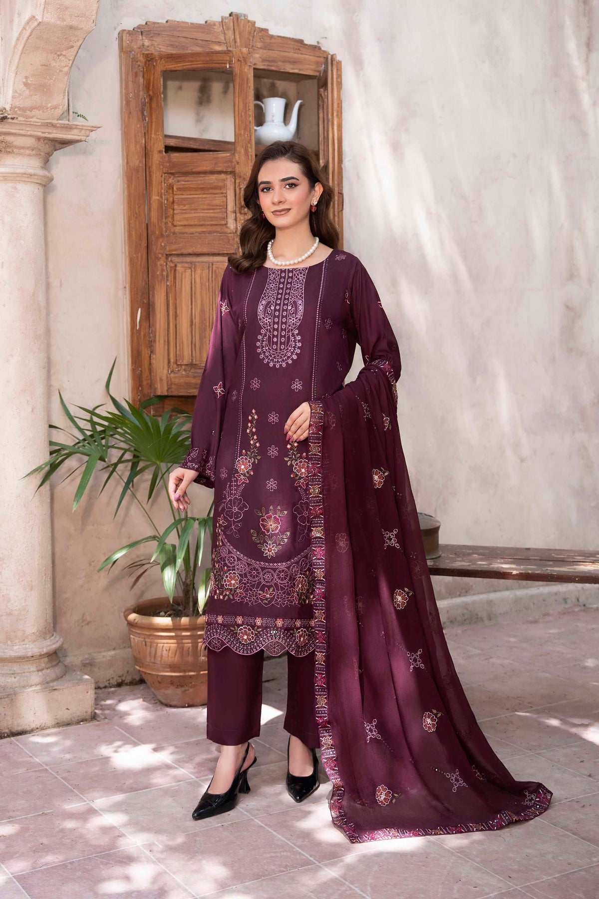 LUXURY PLUM EMBROIDERED SLUB ZARI VISCOSE SET