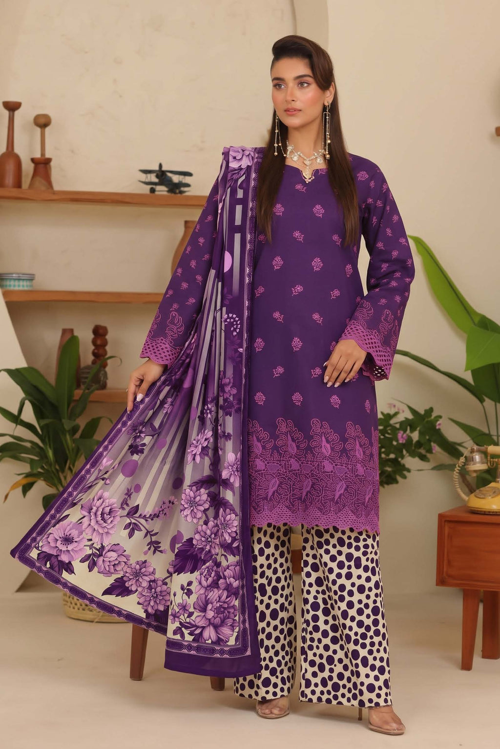Purple Embroidered Printed Khaddar Chicken Kari  3-Piece Suit