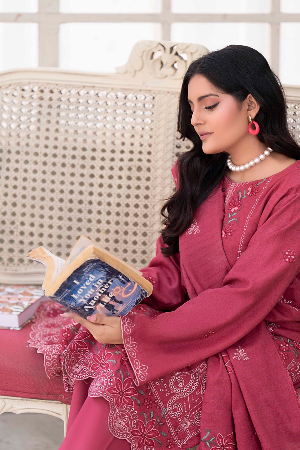ROSE PINK LUXURY EMBROIDERED VELVET STRIPE CHAMKI SET