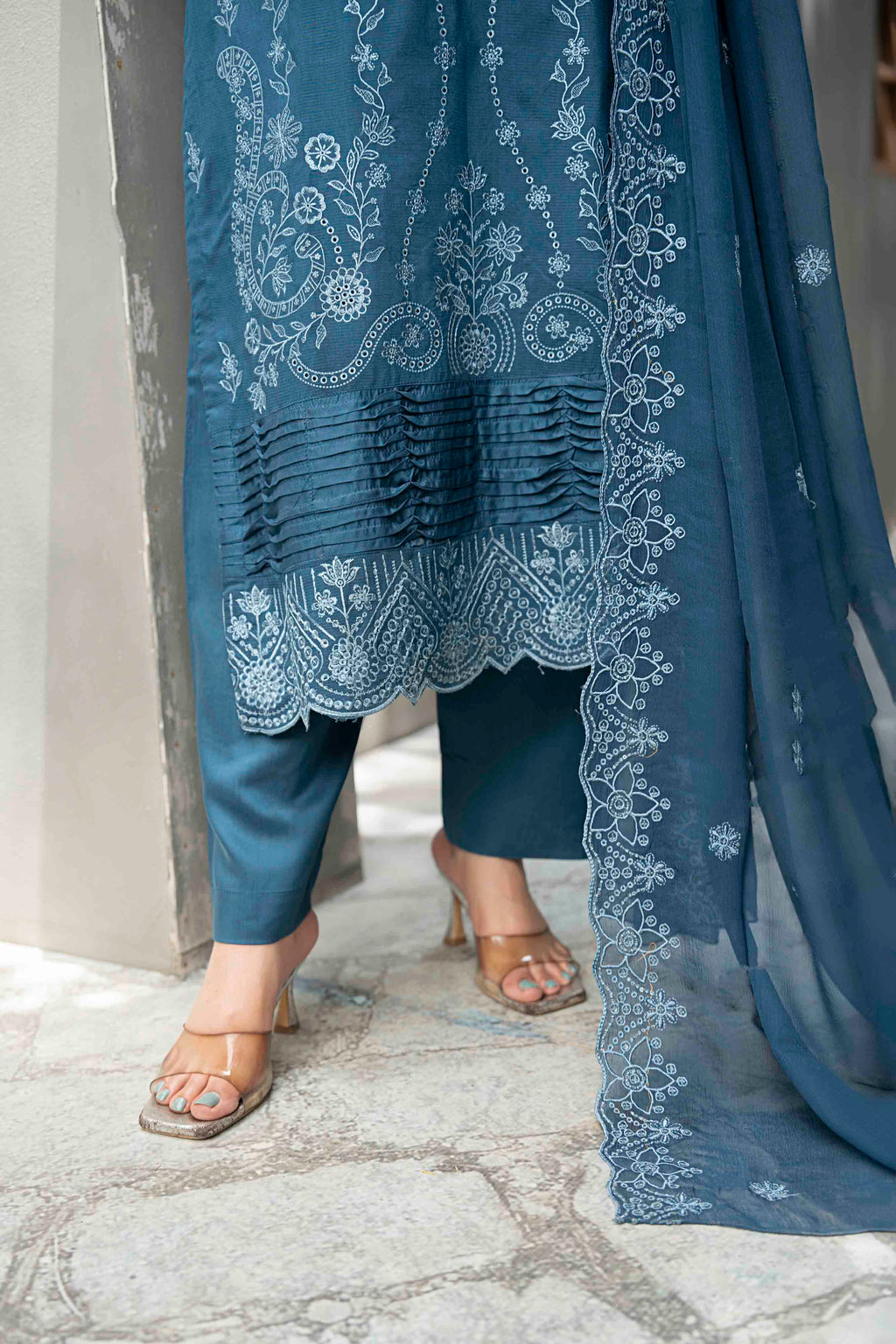 Steel Blue Slub Viscose Suit With Crinkle Dupattal 3-Piece Suit – Unstitched