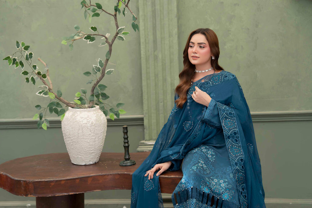Teal Blue Embroidered Piece Suit with Crinkle Dupatta 3-Piece Suit