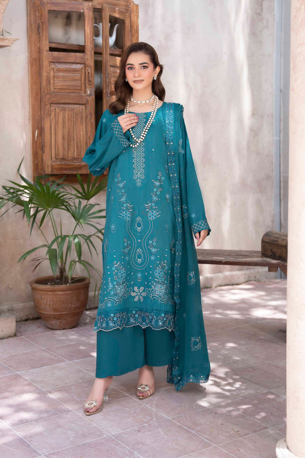 TEAL GREEN EMBROIDERED SLUB ZARI VISCOSE SET